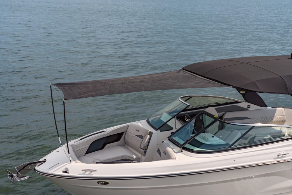 SLX 280 with bow sunshade
