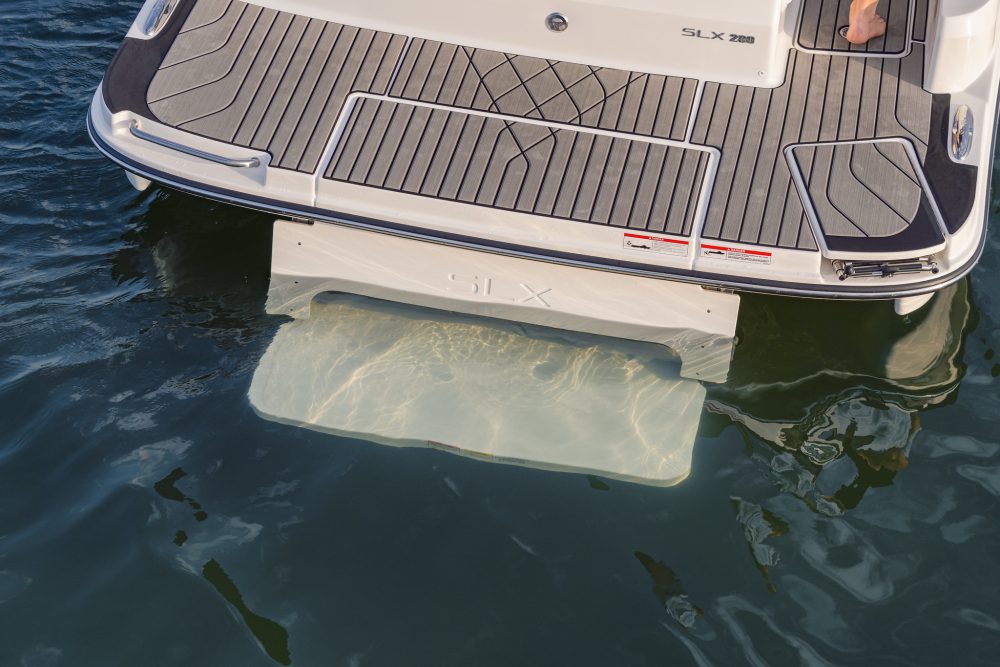 SLX 280 swim platform with submersible swim step